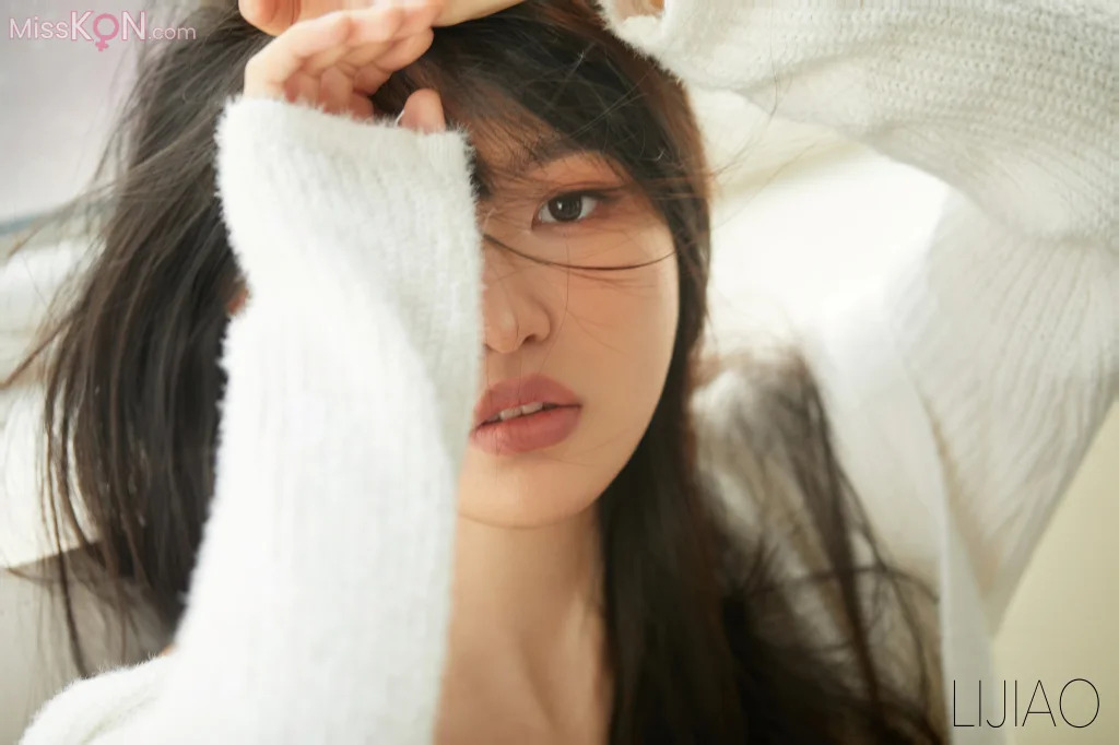 LIJIAO李娇 Vol.010: 情色唯美露脸极品女体艺术私拍 (53 ảnh)