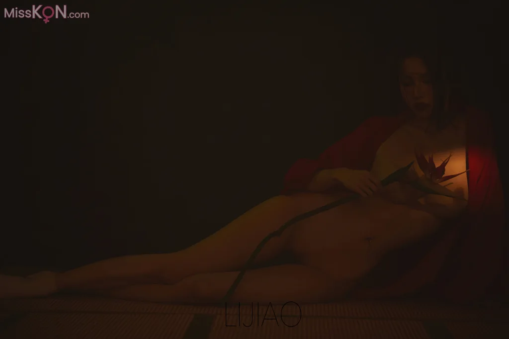 LIJIAO李娇 Vol.010: 情色唯美露脸极品女体艺术私拍 (53 photos)