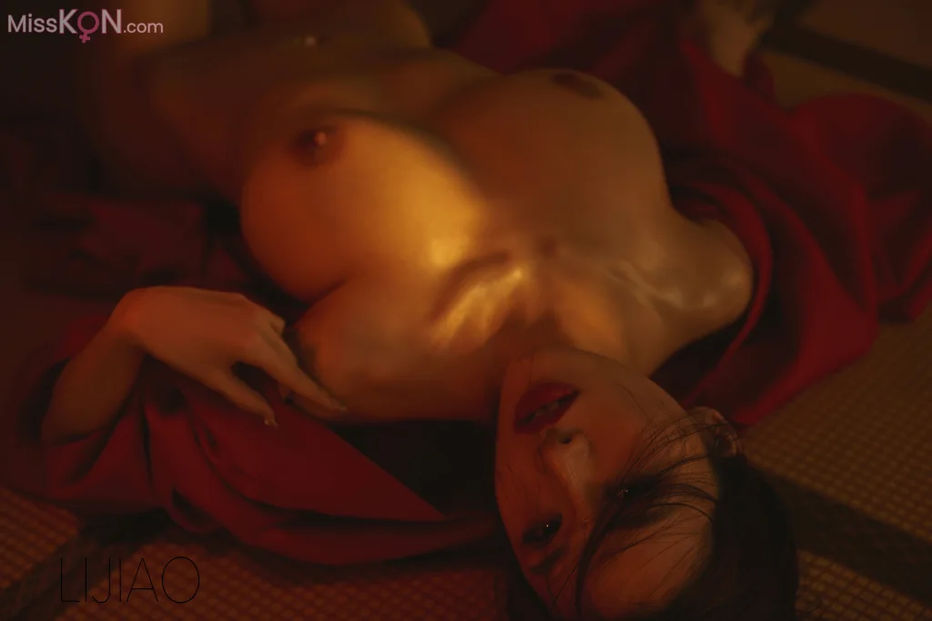 LIJIAO李娇 Vol.010: 情色唯美露脸极品女体艺术私拍 (53 photos)