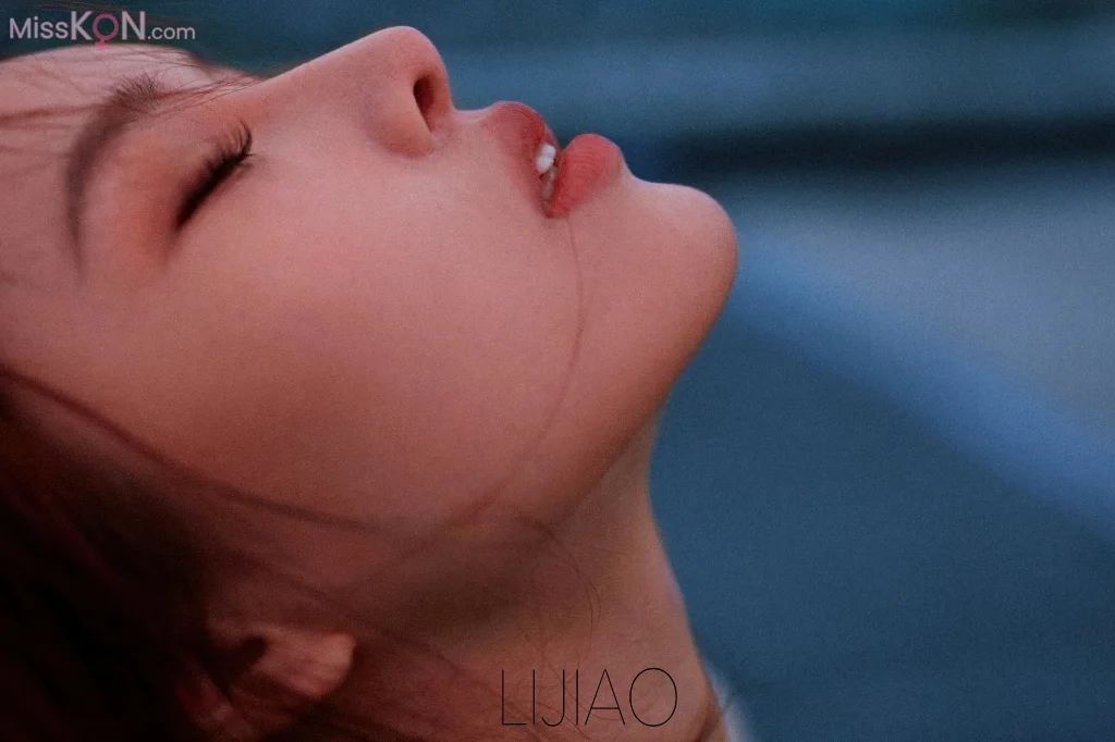 LIJIAO李娇 Vol.011: 情色唯美露脸极品女体艺术私拍 (49 photos)