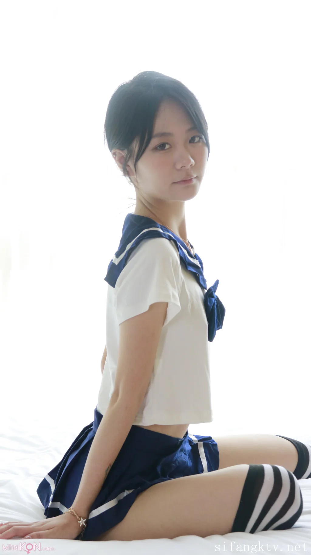 [XR Uncensored] 谢小蒽: R18 秀人网模特 窗边的私语 (398 photos) – Page 2