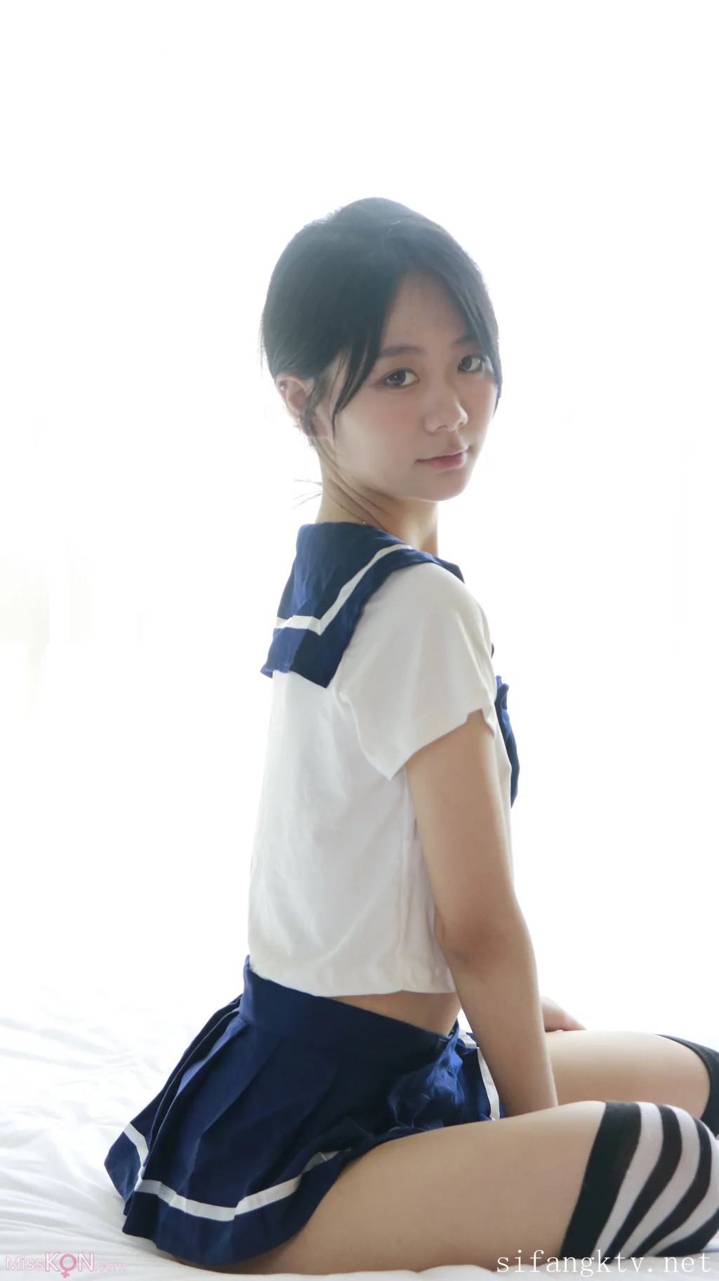 [XR Uncensored] 谢小蒽: R18 秀人网模特 窗边的私语 (398 photos) – Page 2