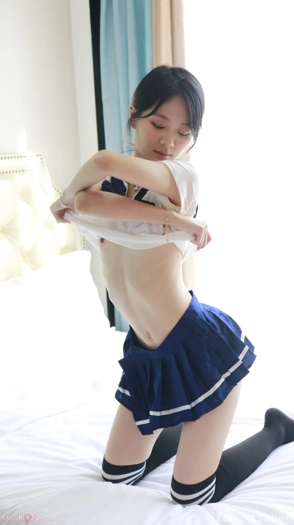 [XR Uncensored] 谢小蒽: R18 秀人网模特 窗边的私语 (398 photos) – Page 4