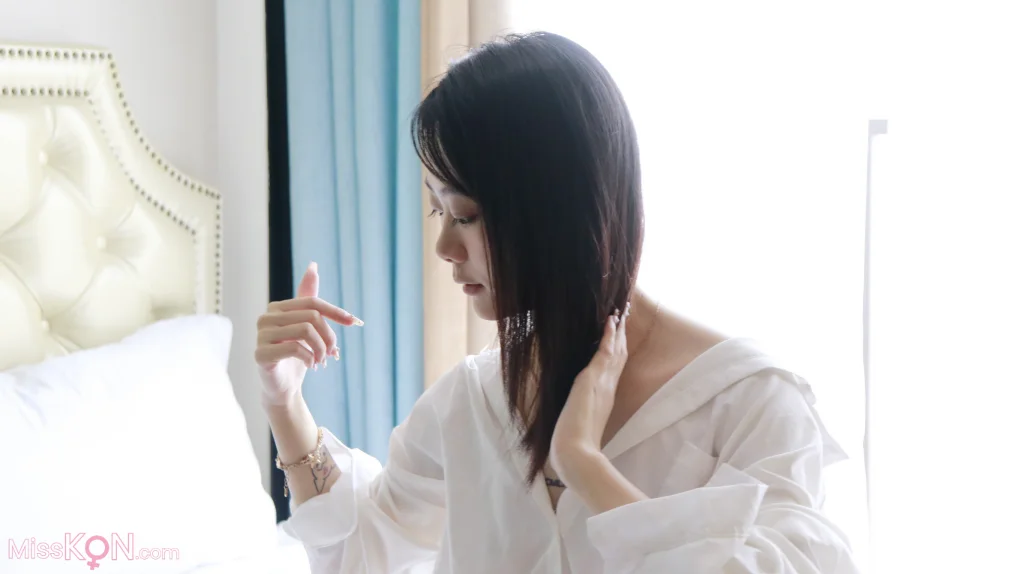 [XR Uncensored] 谢小蒽: R18 秀人网模特 窗边的私语 (398 photos) – Page 5