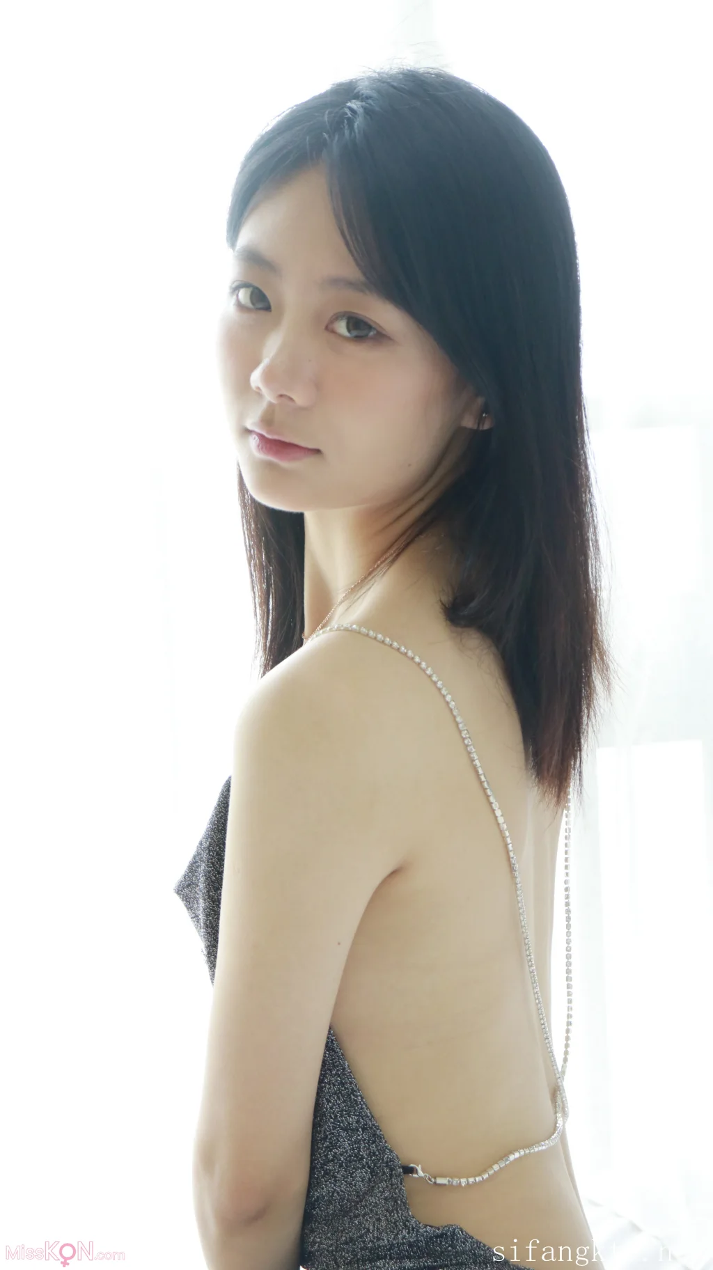 [XR Uncensored] 谢小蒽: R18 秀人网模特 窗边的私语 (398 photos) – Page 6