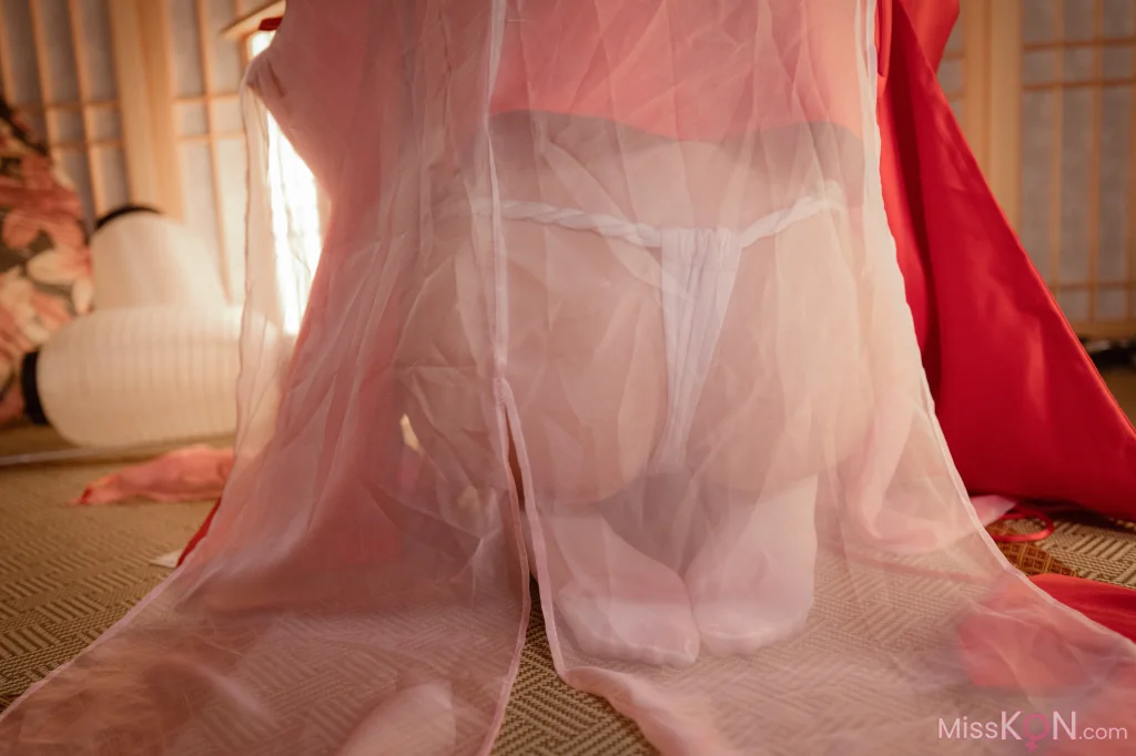 Coser@阿薰kaOri: 黑兽巫女 (58 photos)