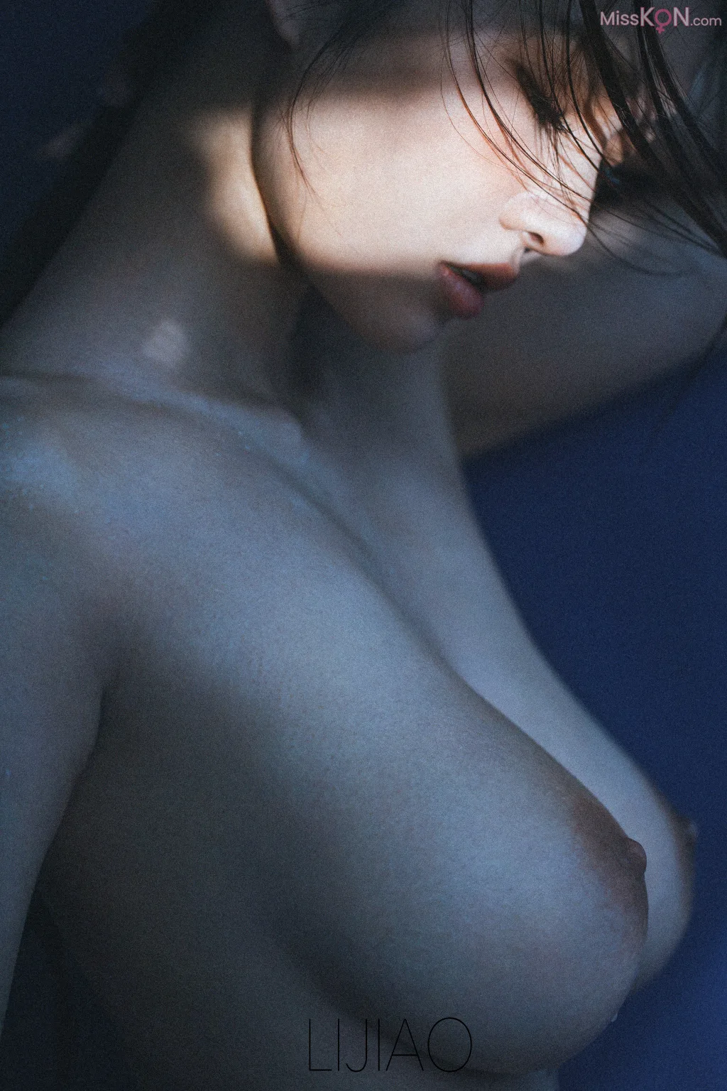 LIJIAO李娇 Vol.012: 情色唯美露脸极品女体艺术私拍 (53 photos)