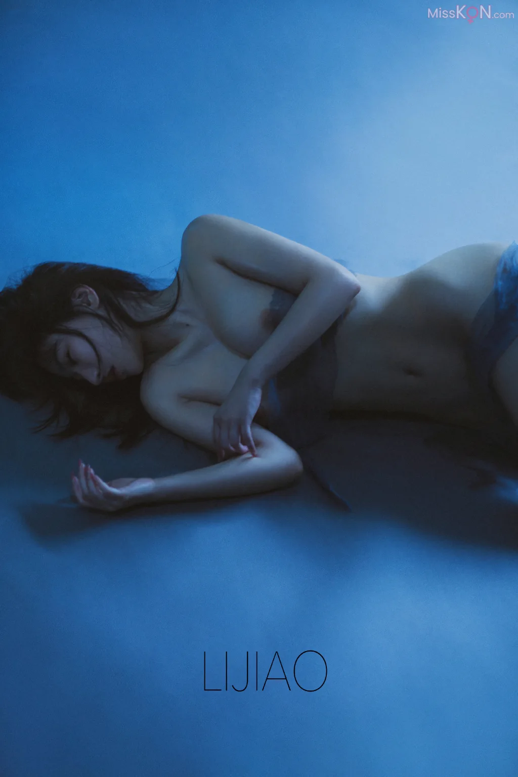 LIJIAO李娇 Vol.012: 情色唯美露脸极品女体艺术私拍 (53 photos)
