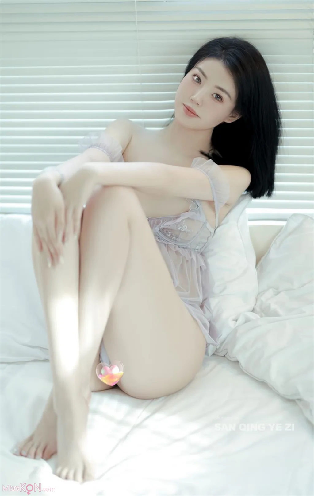 橘猫juju: 顶级小美女 黑色蕾丝下的神秘诱惑 (90 ảnh )