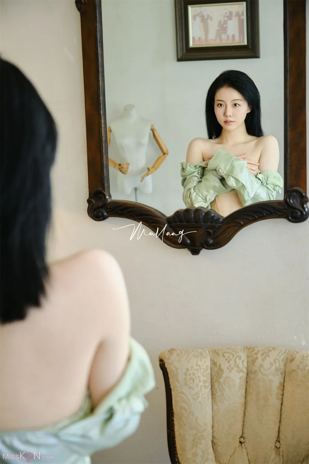 橘猫juju: 顶级小美女 黑色蕾丝下的神秘诱惑 (90 photos )