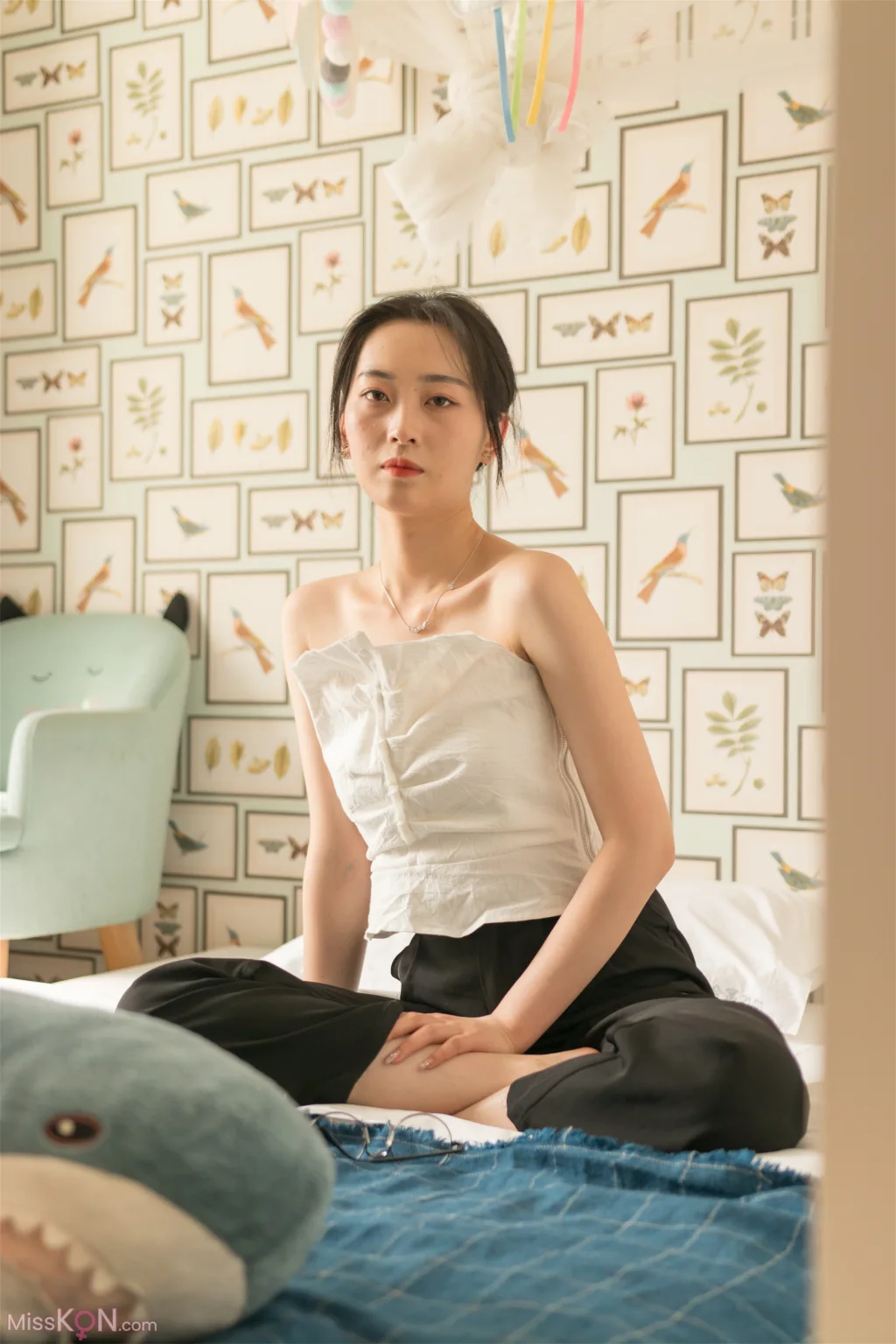 [Private Photoshoot] PKG眼镜娘: S级女神 阳光与思绪的温柔对话 (307 ảnh)