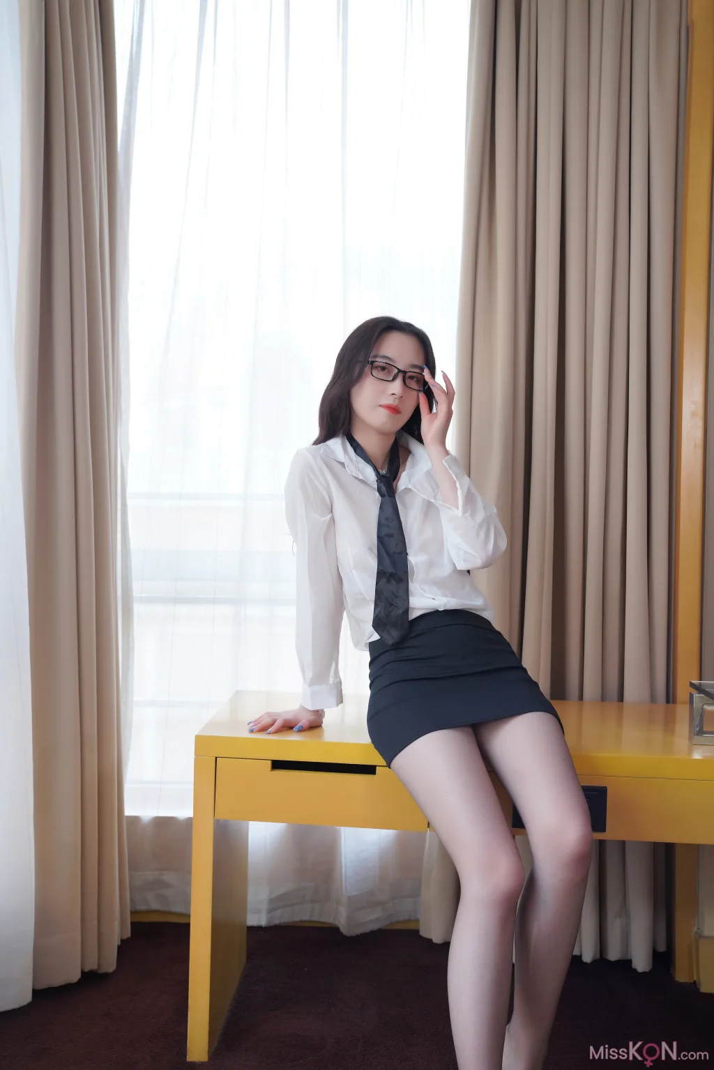 [Private Photoshoot] 蘭蘭: 國模 大尺度 私拍 4K 套圖 (804 photos)