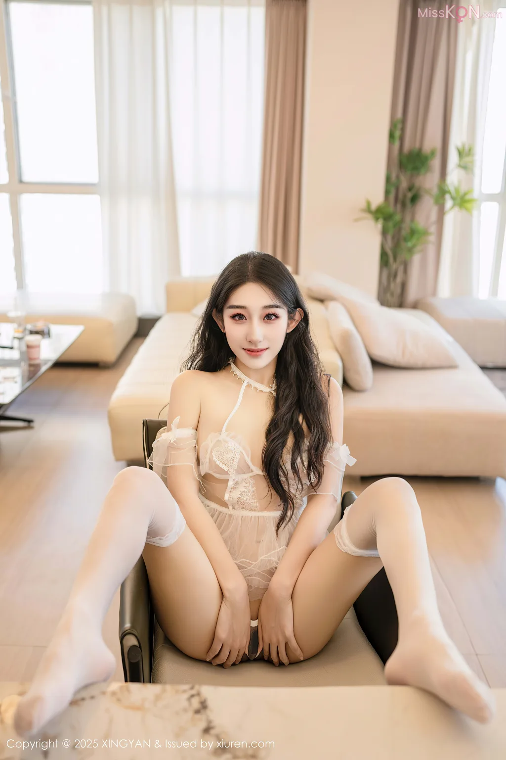 XingYan Vol.330: 星冉 (76 photos)