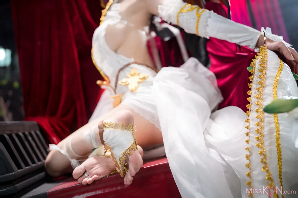 Coser@九柒喵: 碧蓝幻想 古蕾雅 (32 photos)
