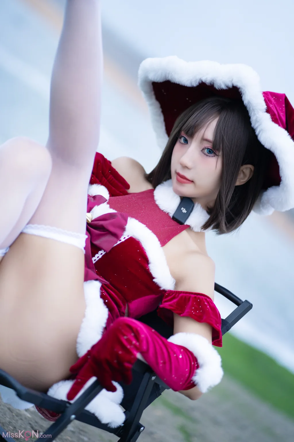 Coser@职业奶妈三水子: 圣诞小裙子 (72 ảnh)