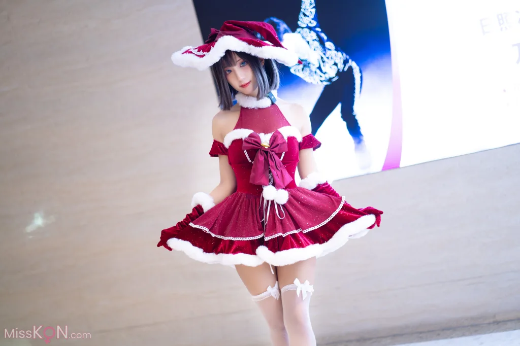 Coser@职业奶妈三水子: 圣诞小裙子 (72 ảnh)