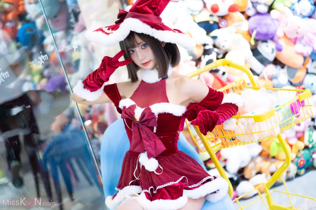 Coser@职业奶妈三水子: 圣诞小裙子 (72 photos)