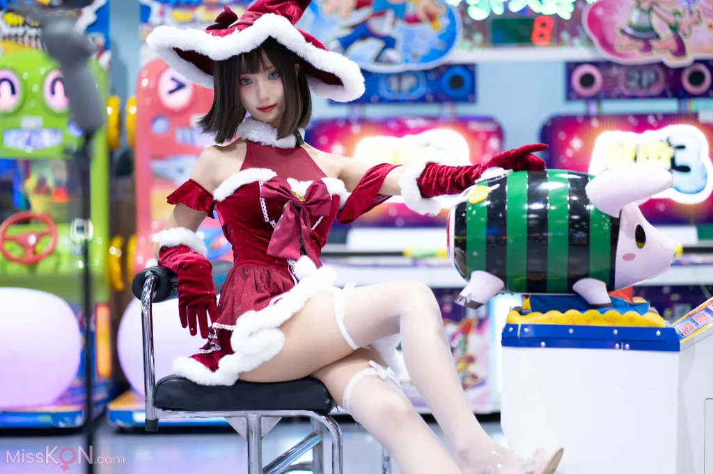 Coser@职业奶妈三水子: 圣诞小裙子 (72 photos)