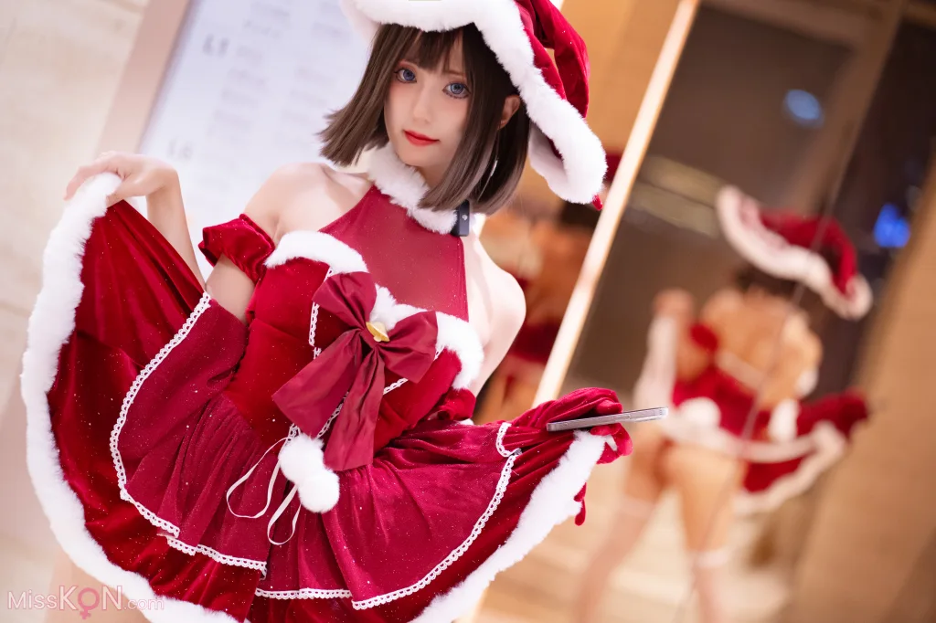 Coser@职业奶妈三水子: 圣诞小裙子 (72 photos)