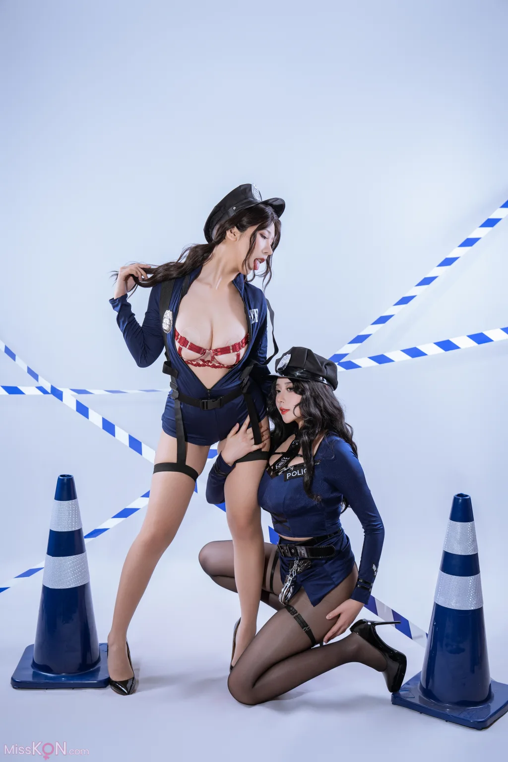 Coser@云溪溪 (Yunx1x1): 奶桃桃×奈汐酱nice 限制区 (73 ảnh)