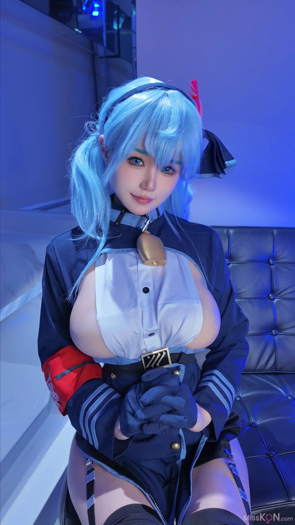 Coser@小仓千代w: 蔚蓝档案 天雨亚子 风纪 (37 ảnh)