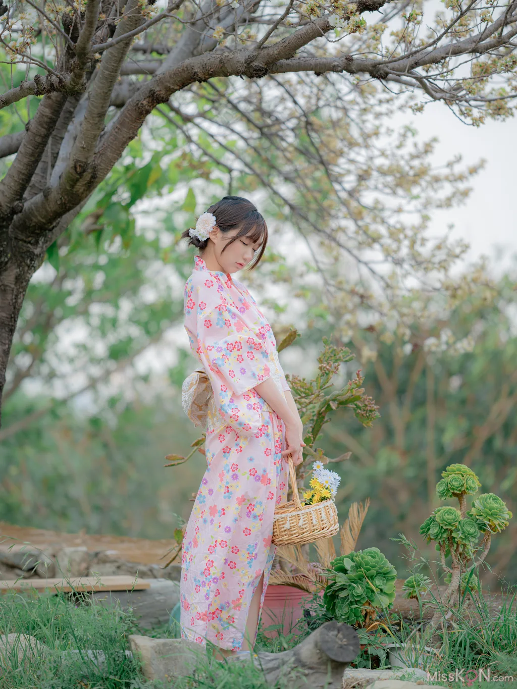 Coser@NAGISA魔物喵: 2025年04月打包合集 (146 photos )