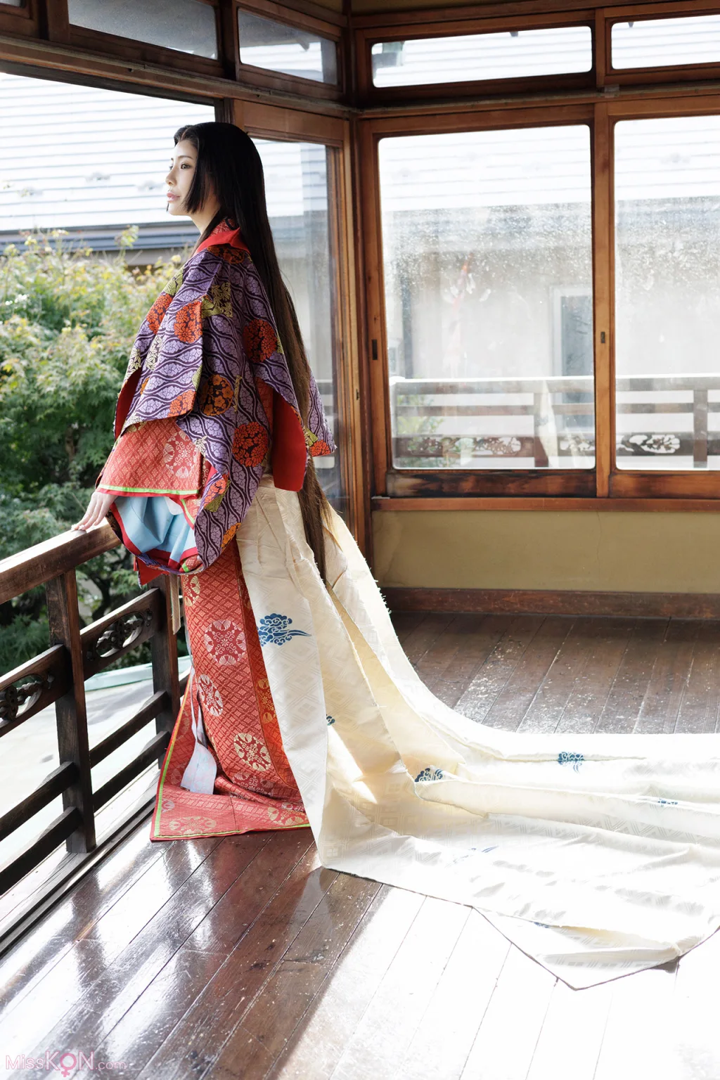 [JP] Kamiki Rei (神木麗): [FLASH] 2025-03 【雅で淫らな世界】 (51 photos)
