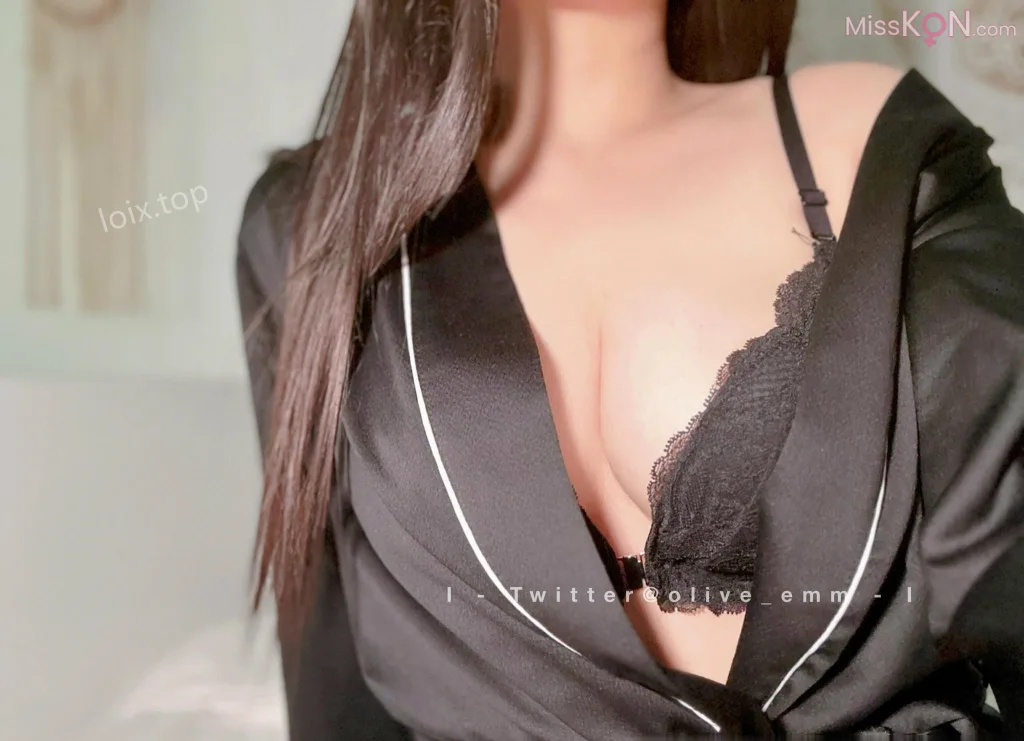 olive_emmm: 黑色睡衣 (30 ảnh )
