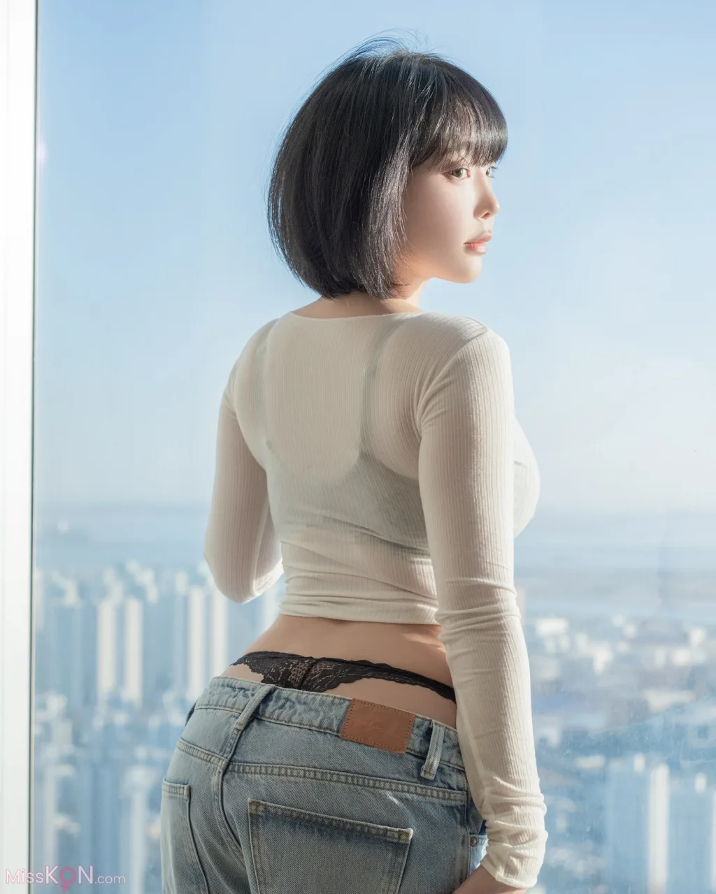 Kang In-kyung (강인경): White T-Shirt and Jeans Concept (20 ảnh)