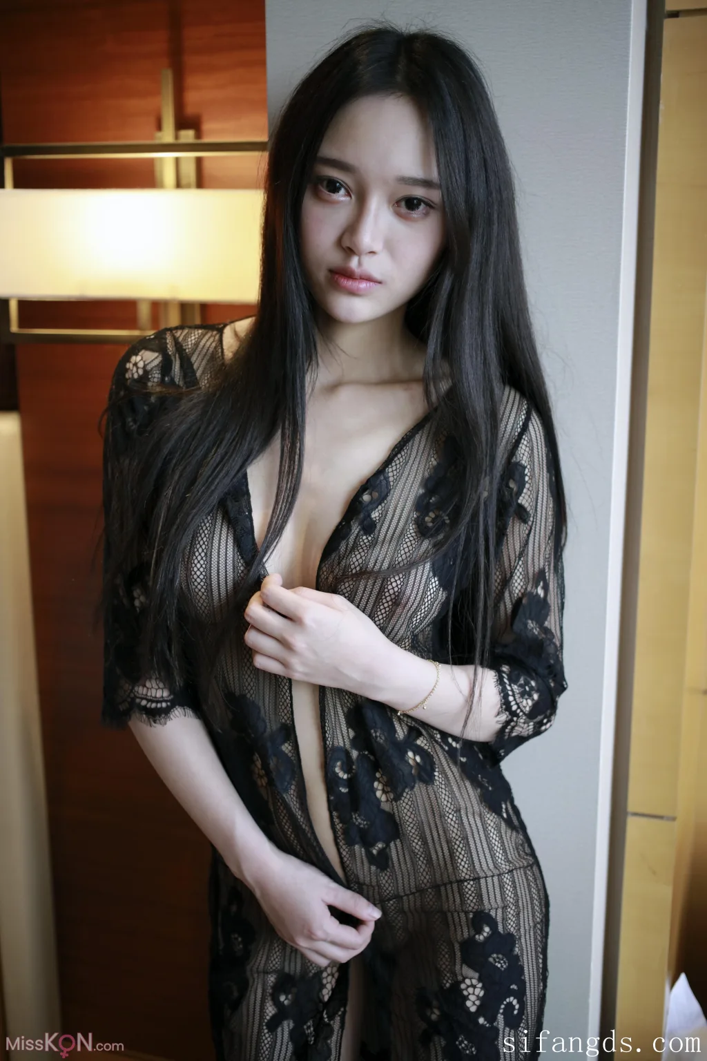 [XR Uncensored] Tang Qi Er (唐琪儿): R18 秀人网模特 难掩的春色 (147 photos) – Page 2