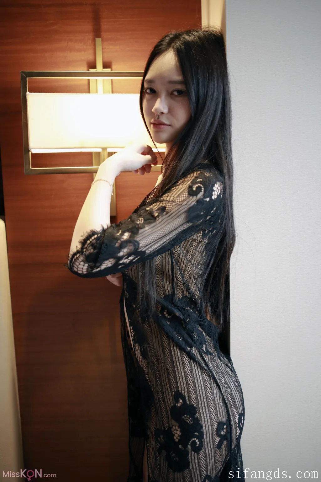 [XR Uncensored] Tang Qi Er (唐琪儿): R18 秀人网模特 难掩的春色 (147 photos) – Page 4
