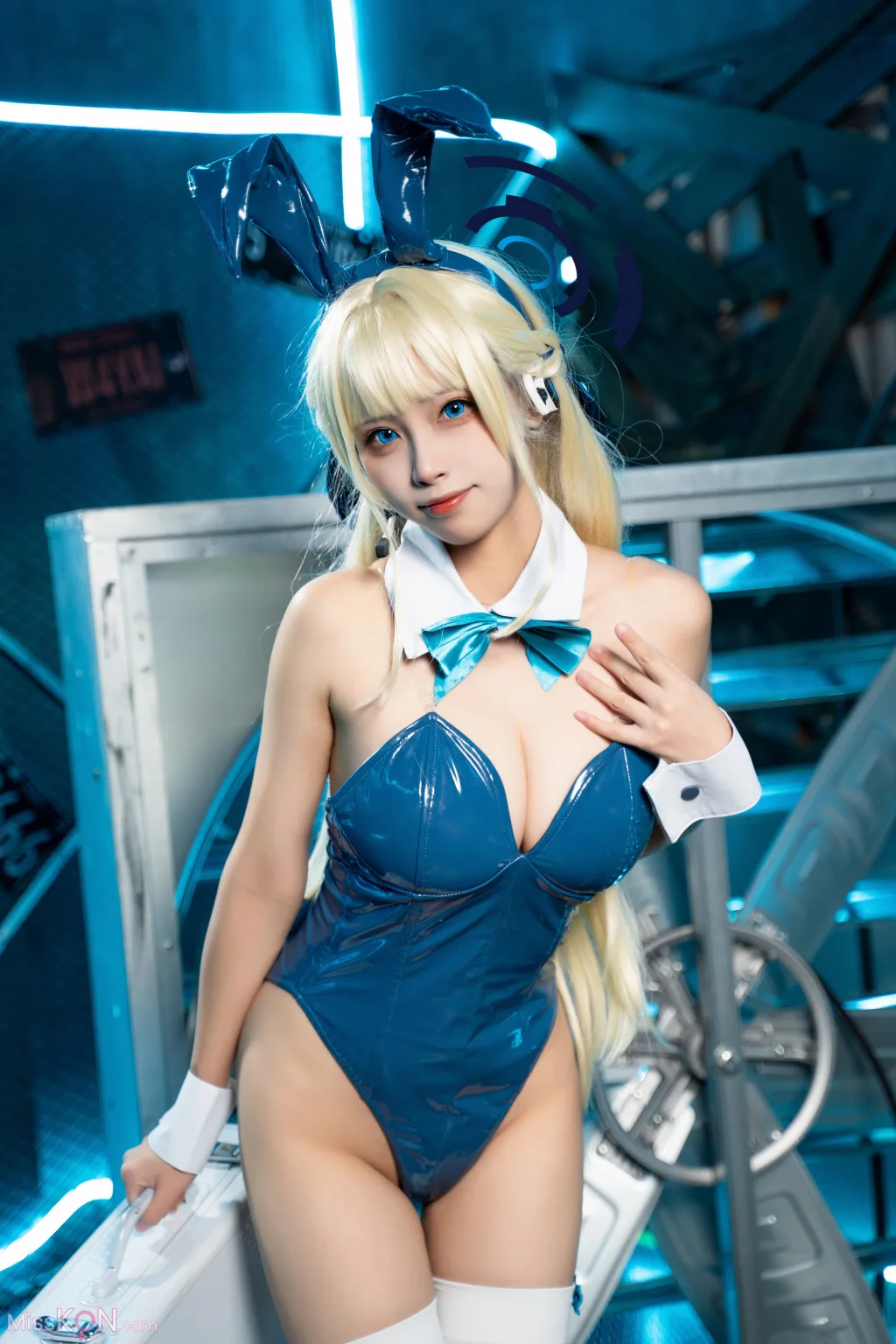 Coser@三無人型: 蔚蓝档案 飞鸟马时兔女郎 (60 ảnh)