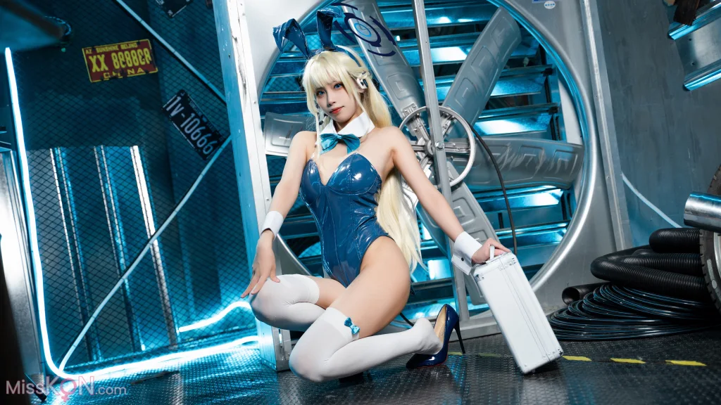 Coser@三無人型: 蔚蓝档案 飞鸟马时兔女郎 (60 ảnh)
