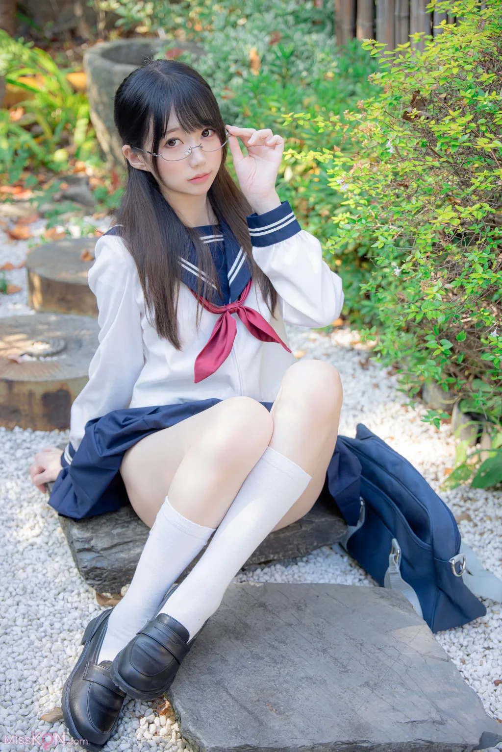Coser@NAGISA魔物喵: 真面目な委員長 (89 ảnh)