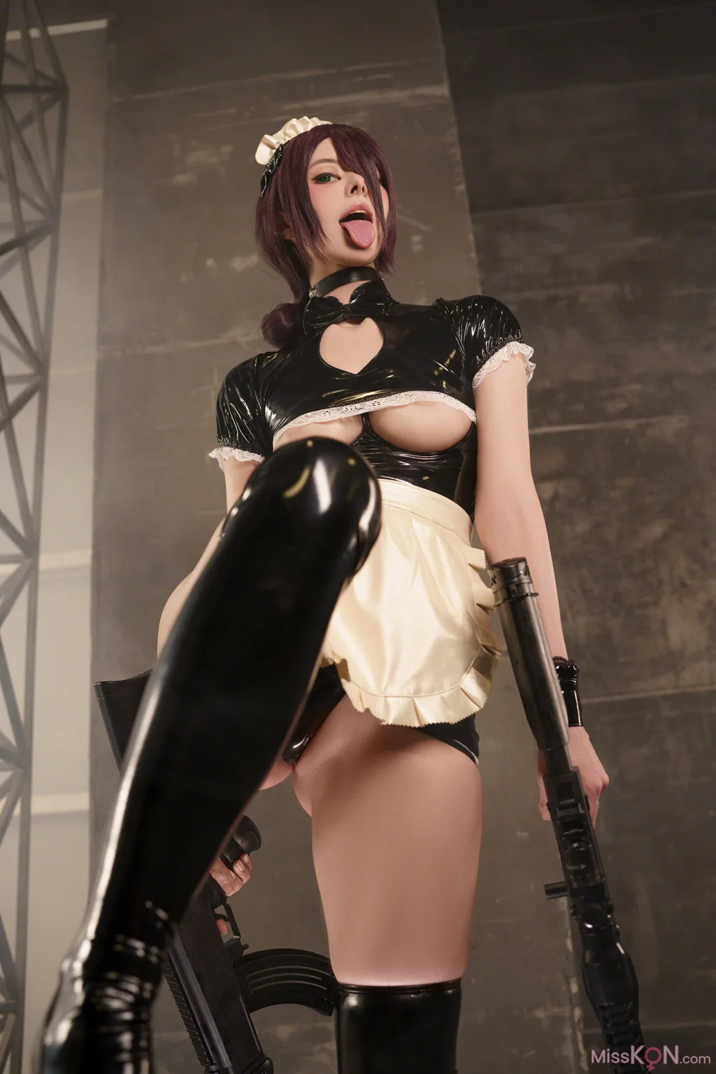 Coser@Vinnegal: Reze Battle Maid II Set (35 ảnh)