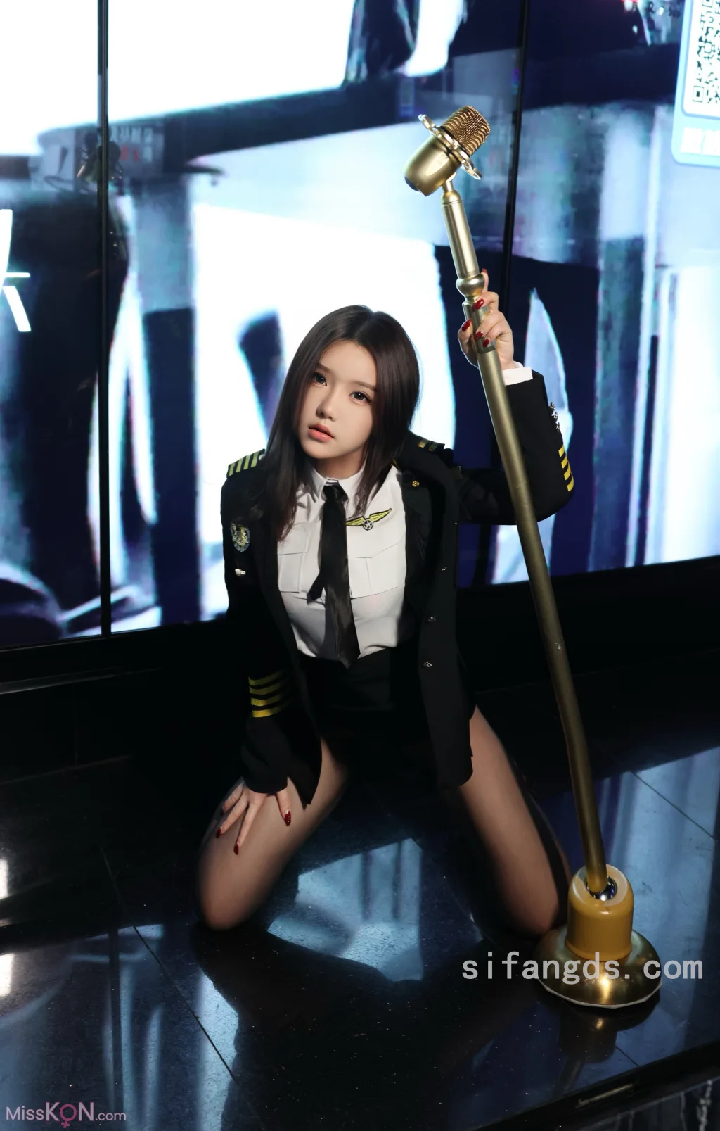 [XR Uncensored] 小薯条nienie: R18 秀人网模特 KTV激情篇剧情 (101 ảnh)