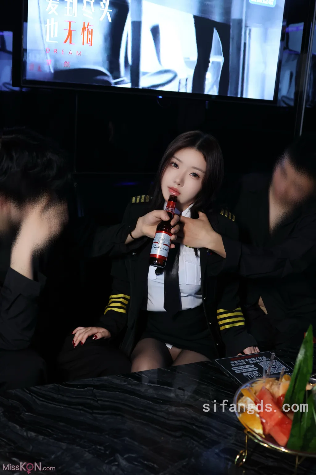 [XR Uncensored] 小薯条nienie: R18 秀人网模特 KTV激情篇剧情 (101 ảnh)