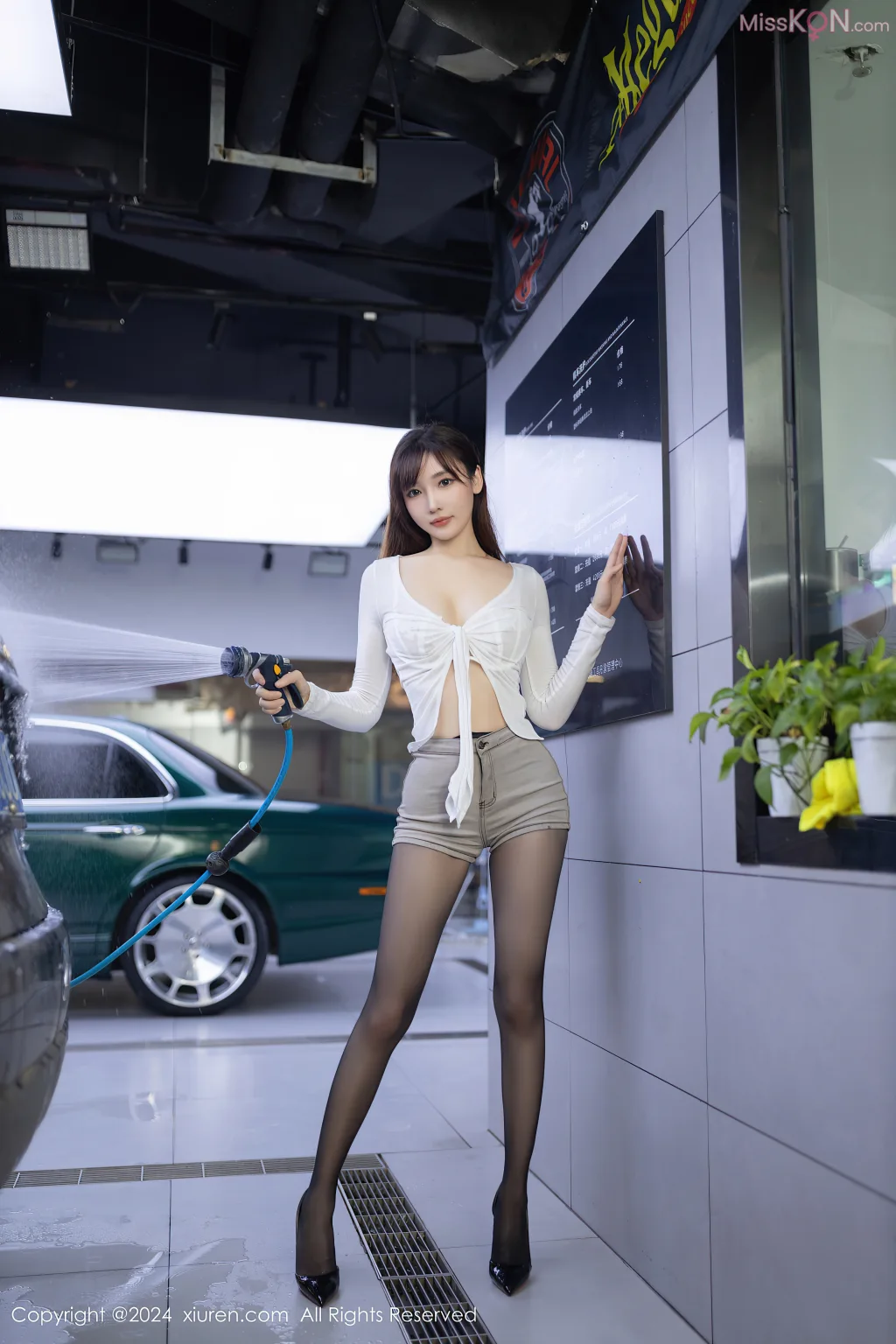 XIUREN No.9181 – 9195 (1179 photos)