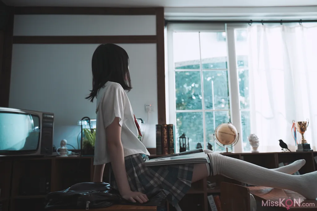 Coser@桜桃喵: 教室死库水 (48 ảnh)
