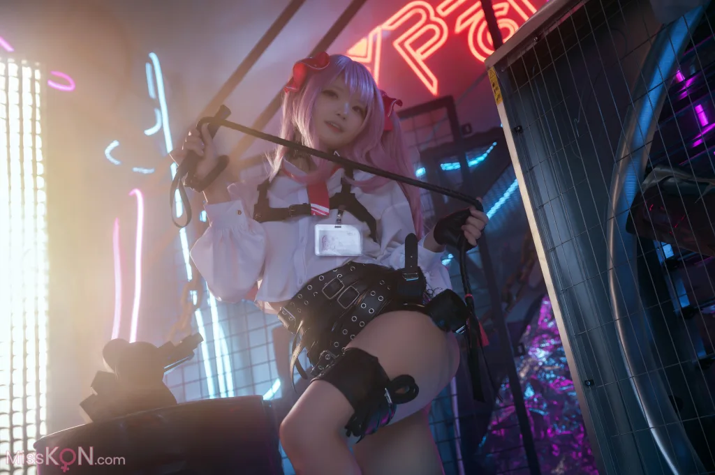 Coser@伊喵君: Nikke胜利女神 尤妮 (34 ảnh)