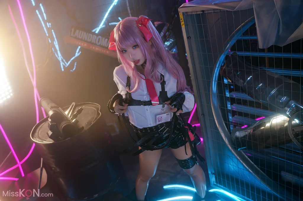 Coser@伊喵君: Nikke胜利女神 尤妮 (34 ảnh)