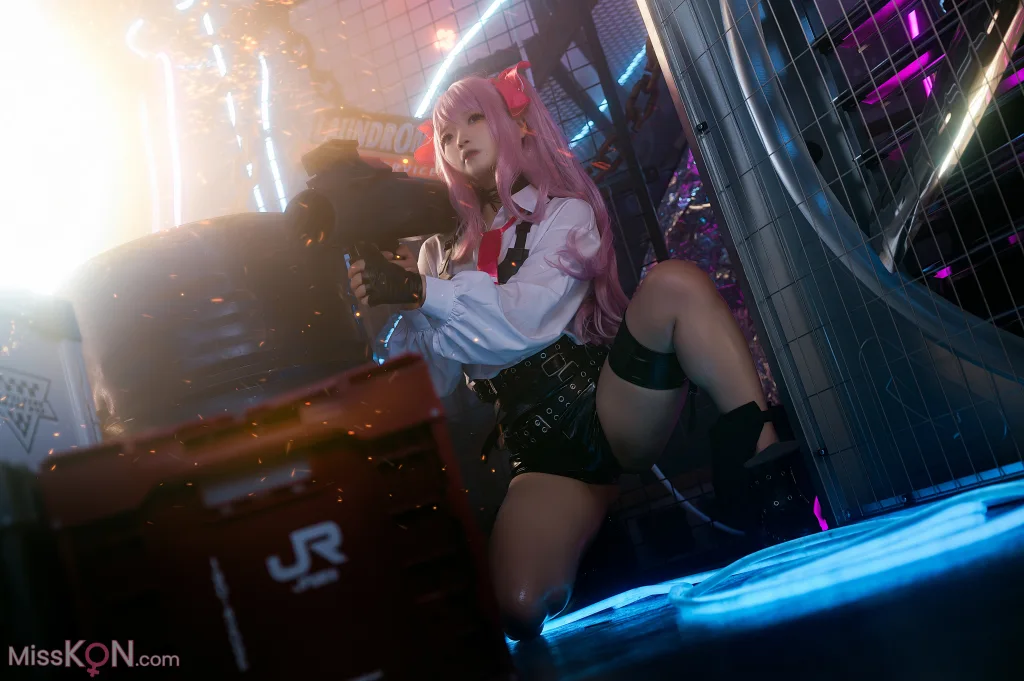 Coser@伊喵君: Nikke胜利女神 尤妮 (34 ảnh)