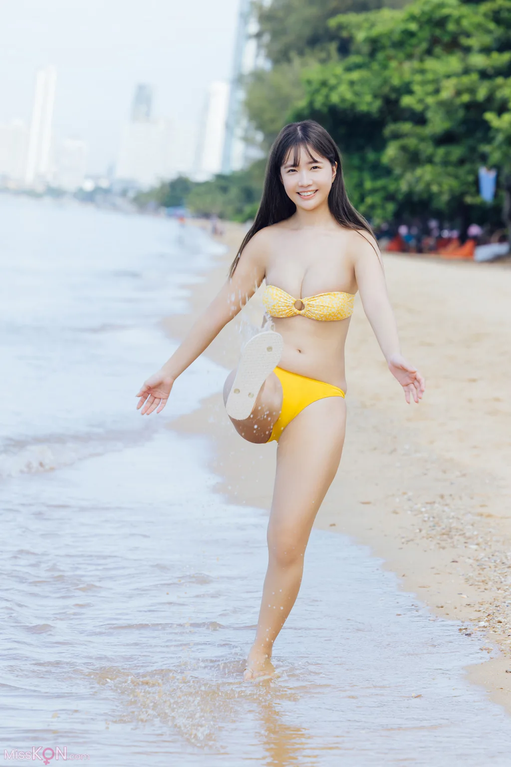 [JP] Amau Kisumi (天羽希純): 抱いてみる？ (97 photos)