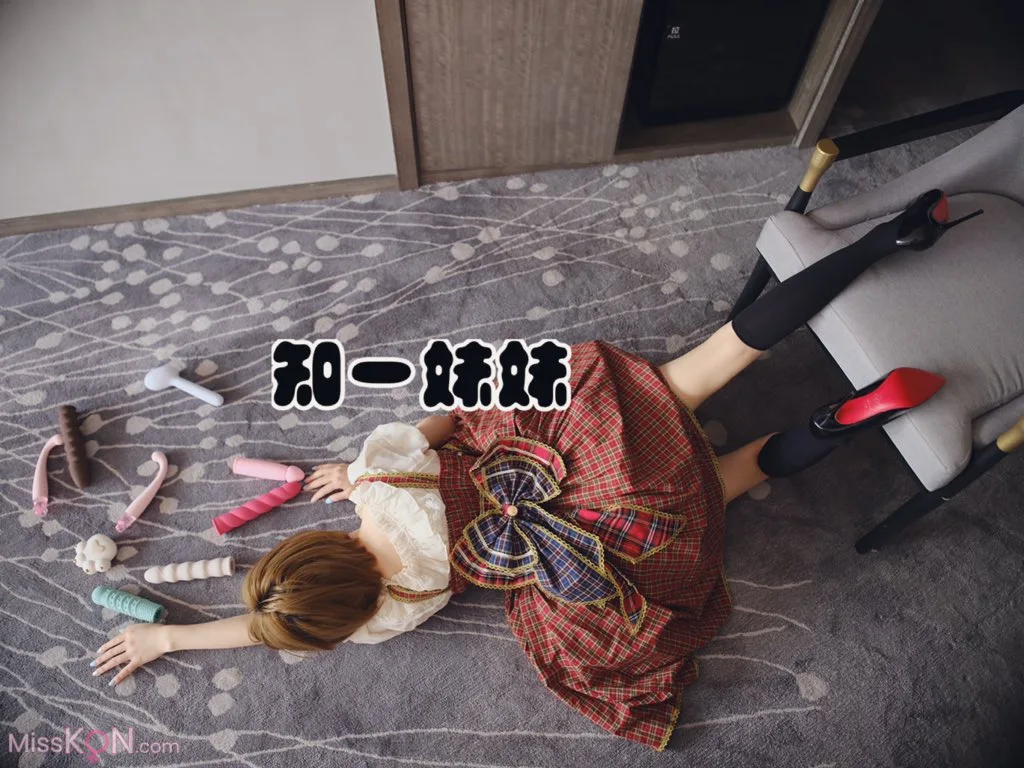 知一妹妹: 露脸福利姬唯一真神 含最新视图 (1392 photos + 120 videos) – Page 4
