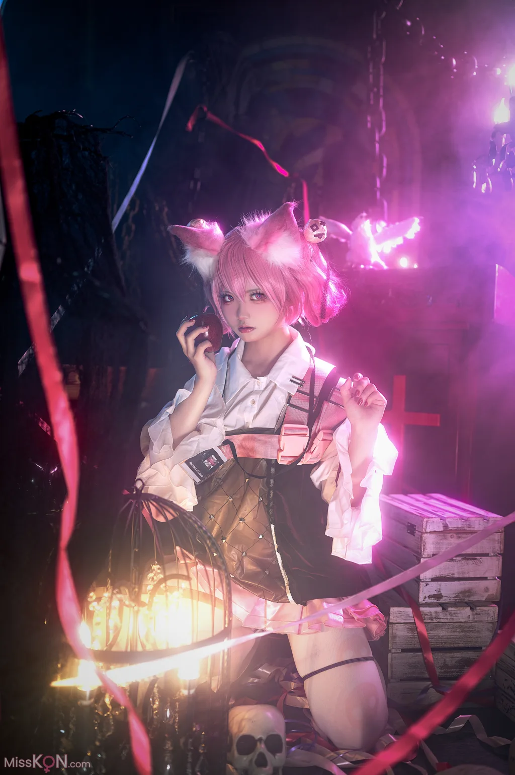 Coser@伊喵君: 明日方舟巫恋 (18 photos)