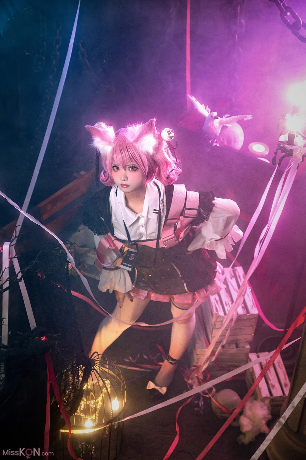 Coser@伊 喵 君: 明 日 方 舟 巫 恋 (18 photos) .