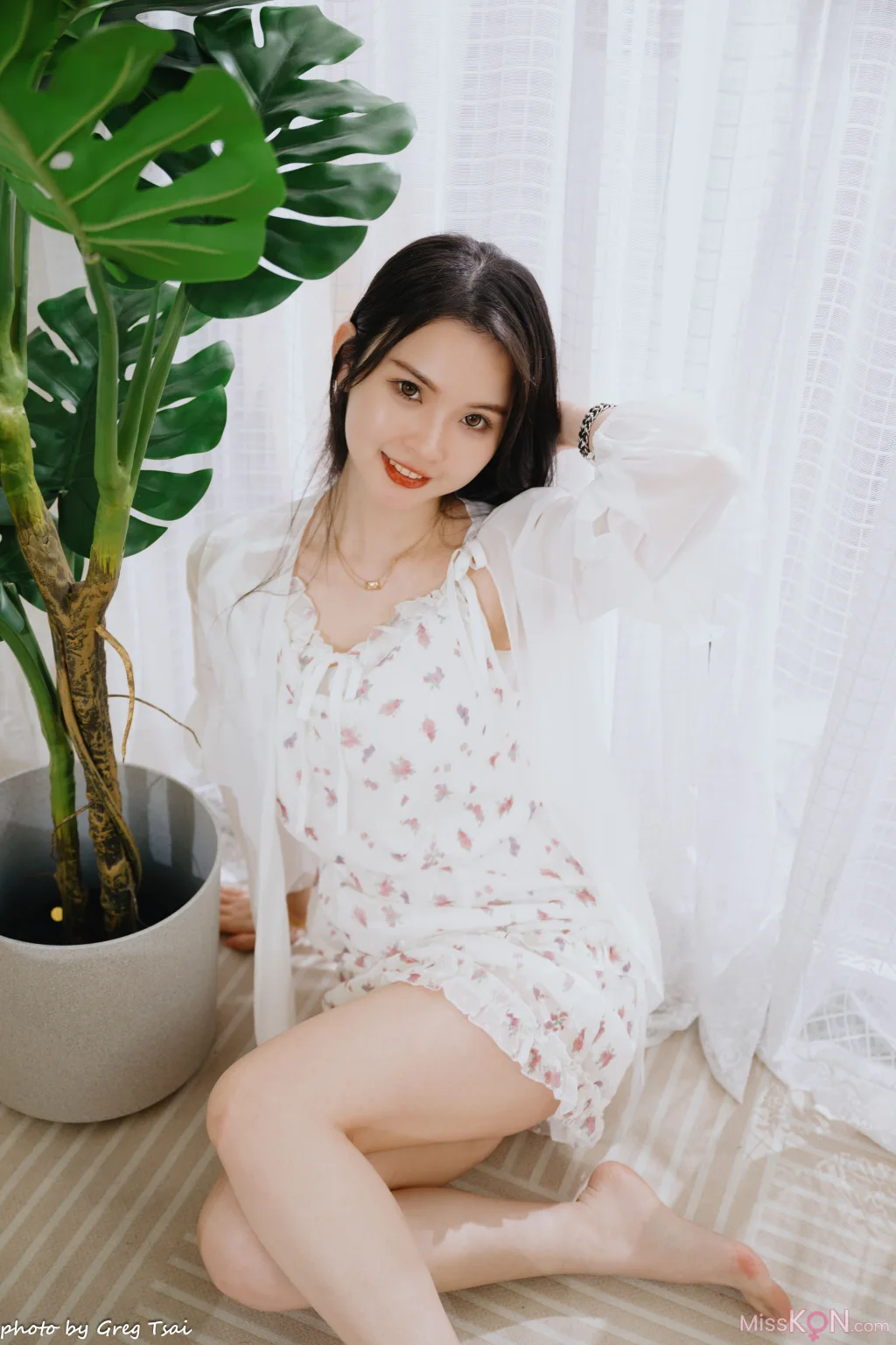 米浆: 碎花连衣裙 (103 photos)