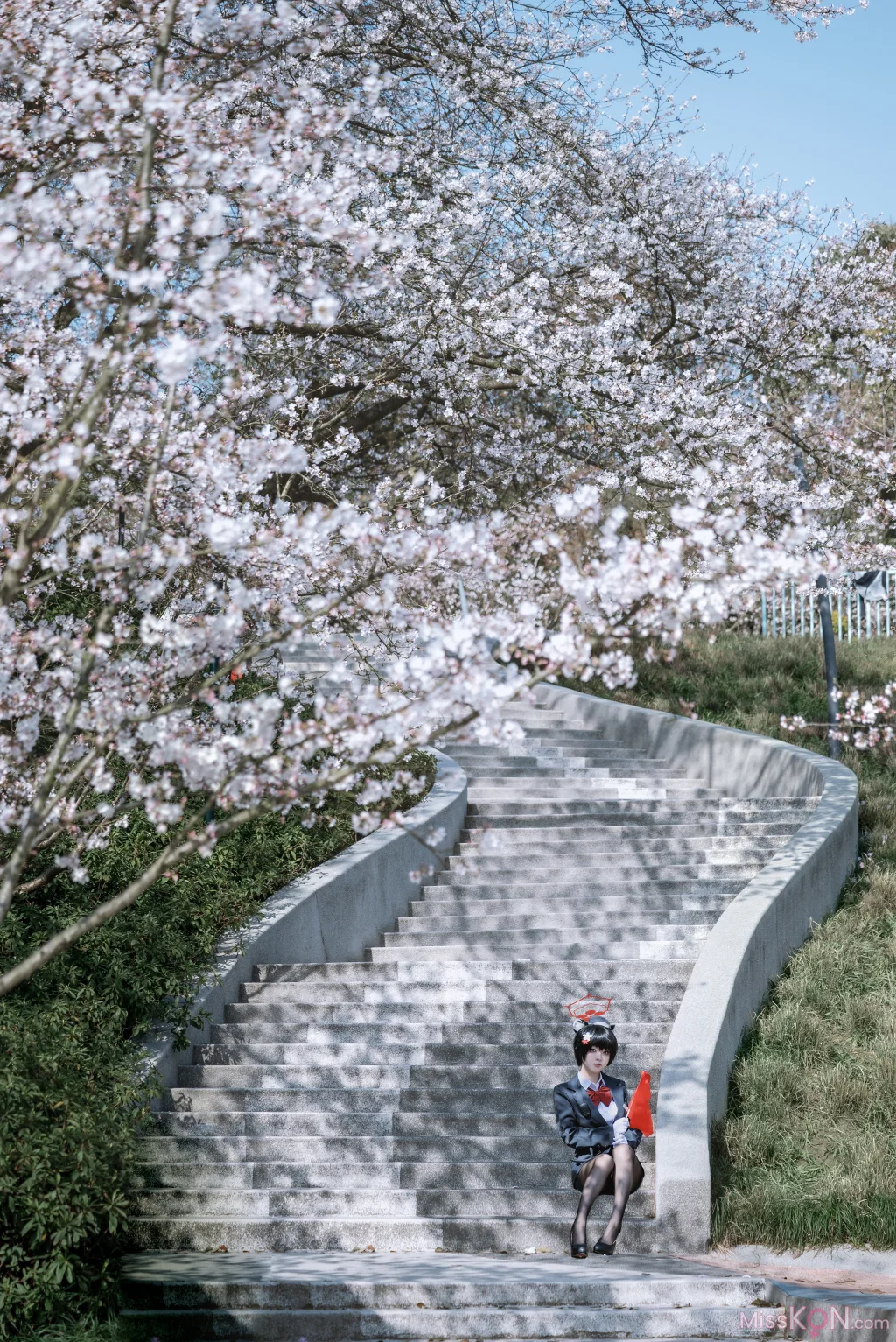 Coser@矢量鱼: 椿导游 (32 photos)