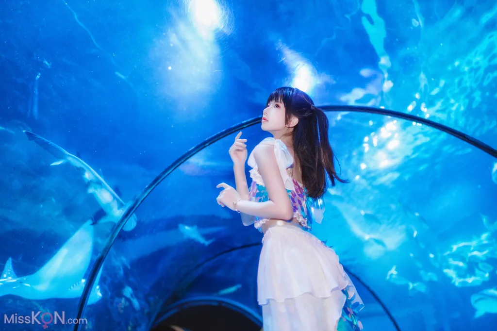 Coser@桜桃喵: 水族馆 (15 photos)