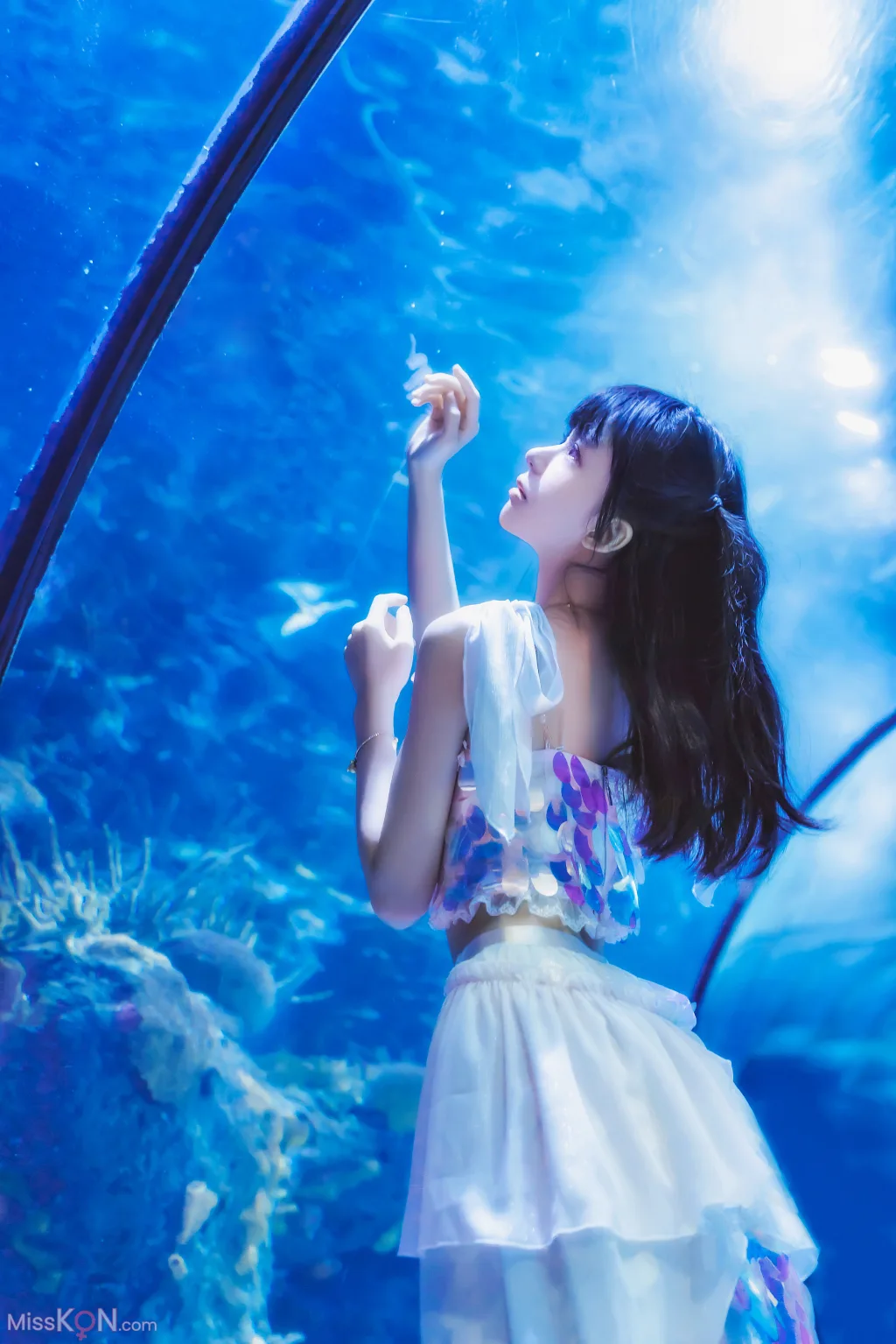 Coser@桜桃喵: 水族馆 (15 photos)